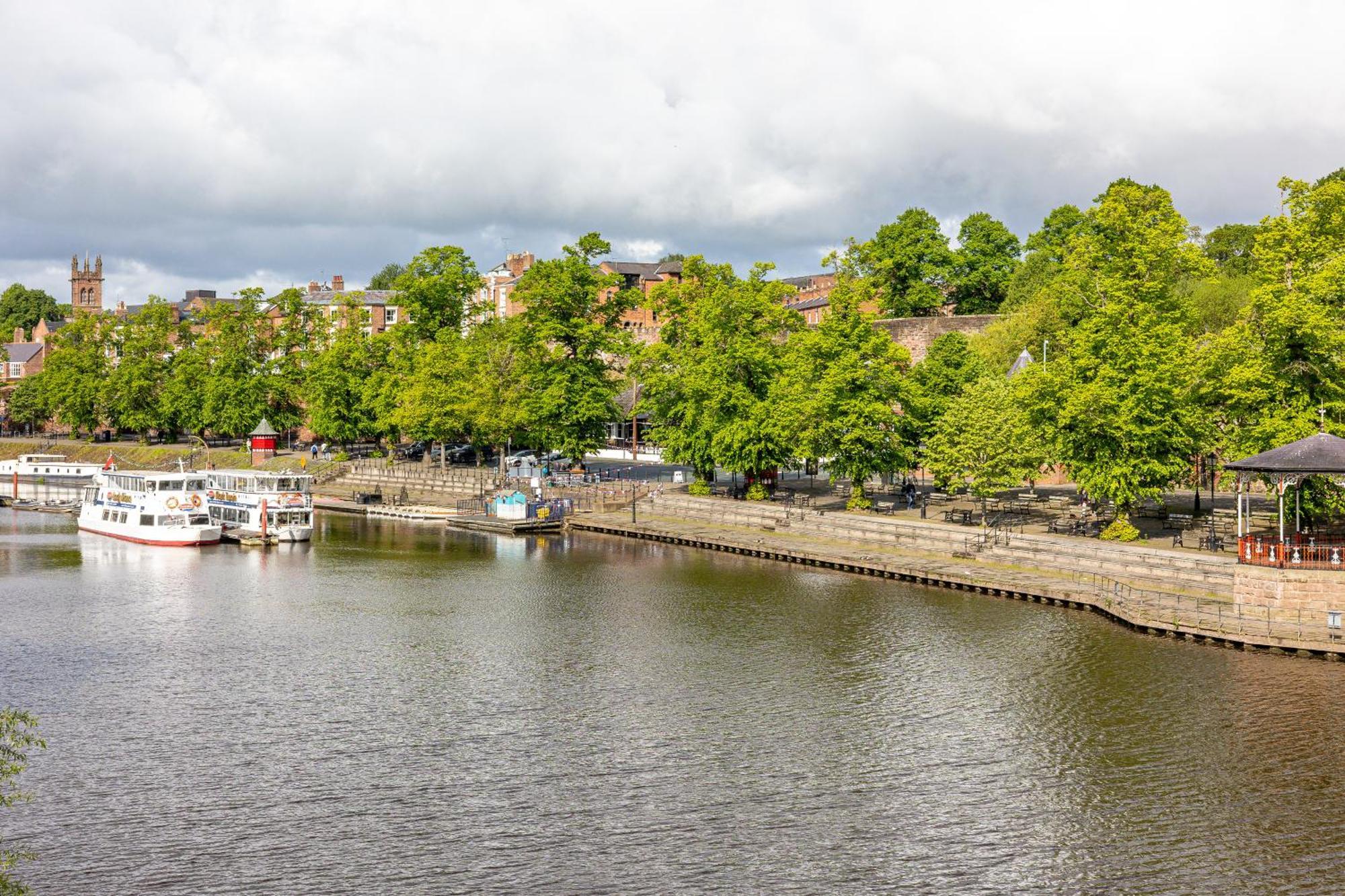 *New* Little Pyecroft House, Chester Eksteriør billede